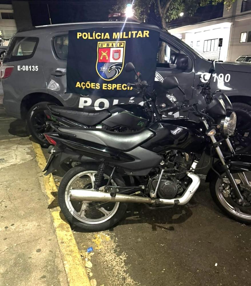 Enquanto apresentava ocorrência, equipe recebeu dados sobre outra moto furtada circulando pela cidade