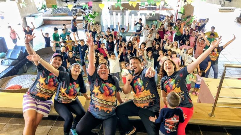 Primeira foto oficial traduz a alegria, a energia, a vida plena que as crianças proporcionam
