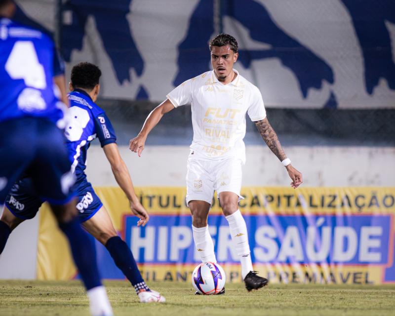 Duelo aconteceu na noite de ontem, no Estádio Bento de Abreu, em Marília