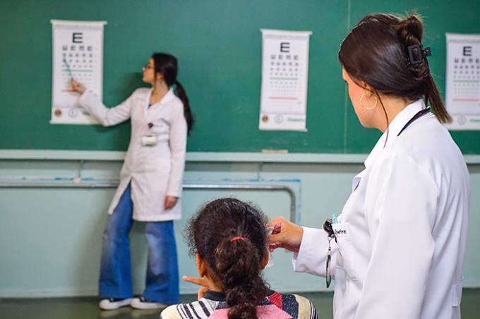 Testes são aplicados por estudantes de Medicina, orientados e acompanhados por professores