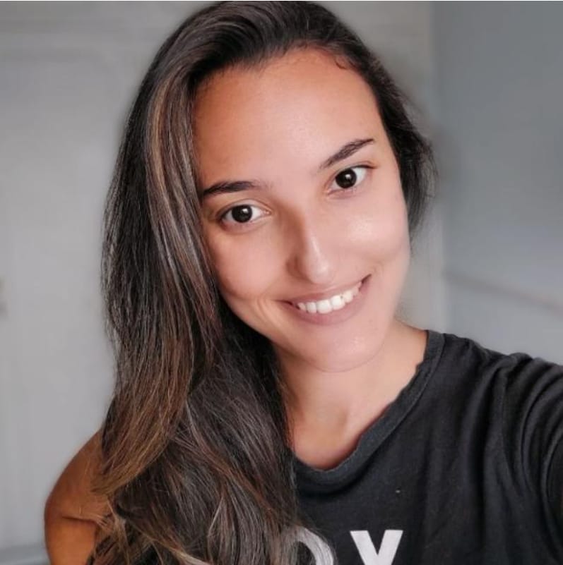 Colunista Maria Júlia Lopez Laurino