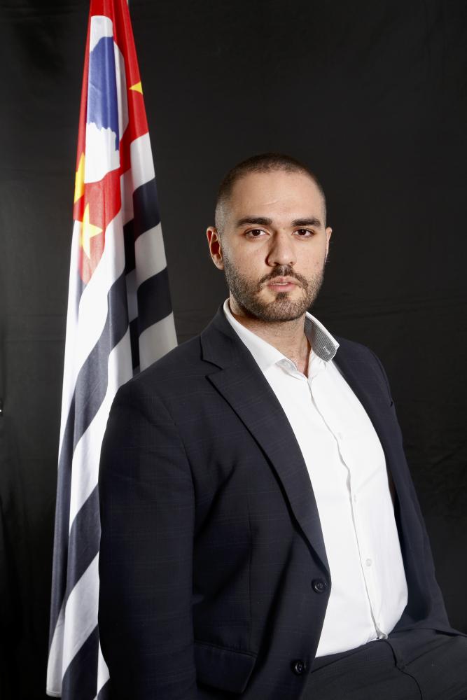 Colunista Vinícius Novaes