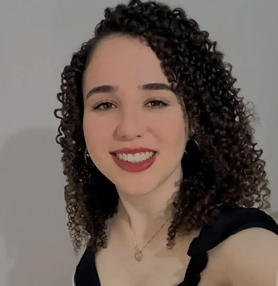 Colunista Isabela Vicentin