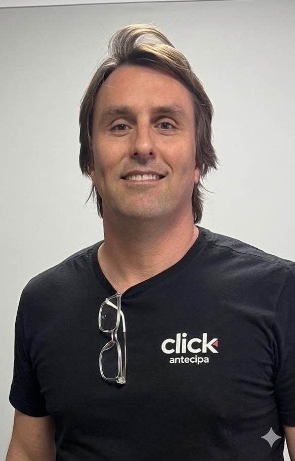 Colunista Marcelo Lebedenco