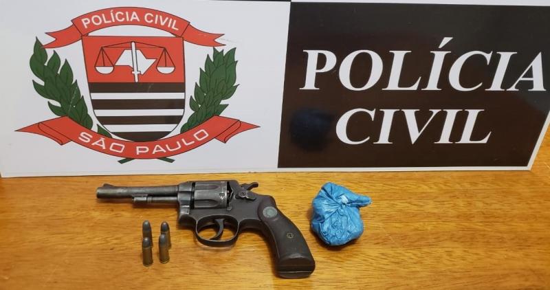 Polícia Civil - Revólver de calibre 32 era utilizado em assaltos