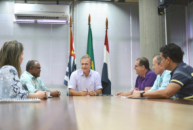 Marcos Sanches/Prefeitura de Prudente - Regularização fundiária foi discutida entre o prefeito e integrantes do Itesp
