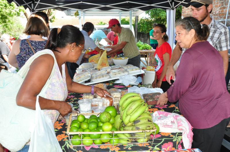 José Reis - Feira expõe produtos agroecológicos e orgânicos da agricultura familiar em PP