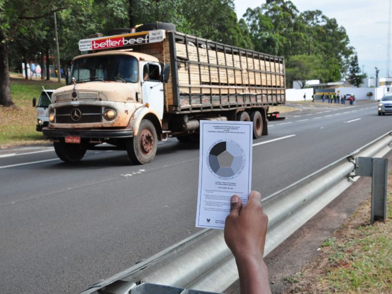 Arquivo - Ação consiste na fiscalização de veículos a diesel que estejam emitindo poluentes