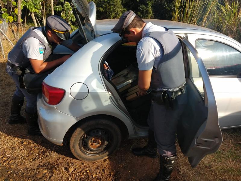 Polícia Militar Rodoviária: Carro estava abandonado na Rodovia Arlindo Béttio