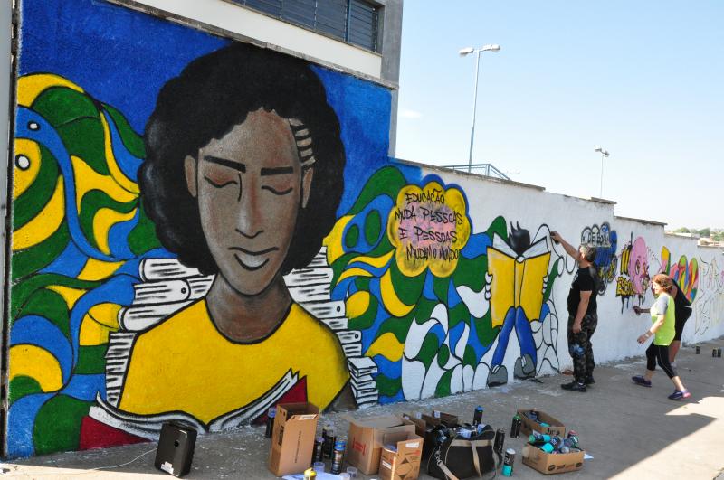 José Reis - Pintura promove cultura de rua e acesso a bens culturais para comunidades do bairro