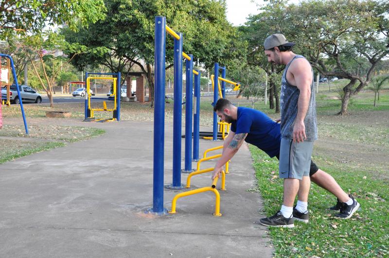 José Reis - Indicação é que exercícios sejam realizados, pelo menos, por 30 minutos de forma diária