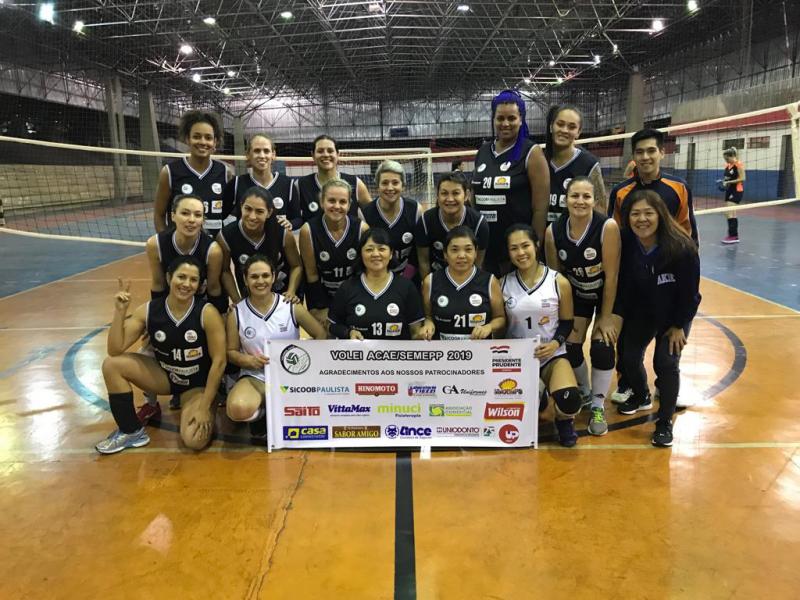 Cedida - Equipe de vôlei da Acae/Semepp que está organizando o torneio; inscrições vão até dia 27