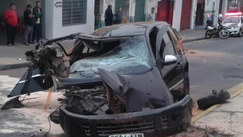 Cedida - Acidente ocorreu em trecho da Avenida Brasil, em Prudente