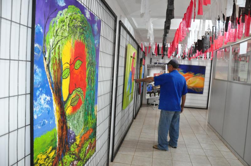 José Reis - No total, 8 trabalhos do artista estão expostos na Galeria Cristal de Talentos da Apea