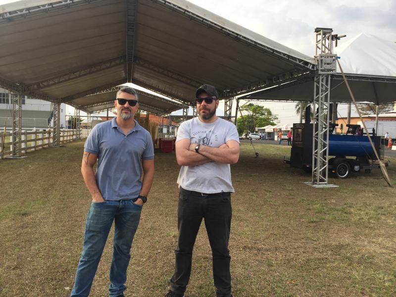 Digo Cavalcante e Leandro Dundes nos preparativos do Festival Food Sabores e Sensações que leva uma edição especial Expo Prudente 2019