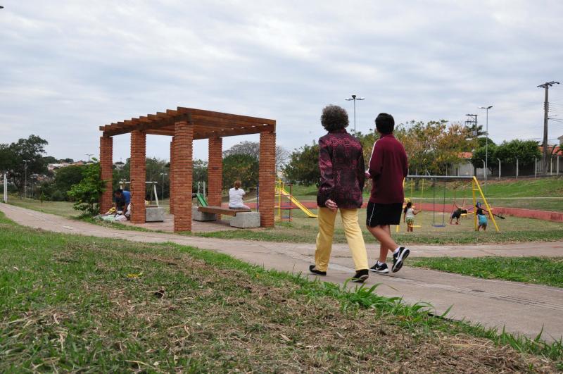 José Reis - Devido à falta de iluminação, parque ecológico é frequentado somente durante o dia