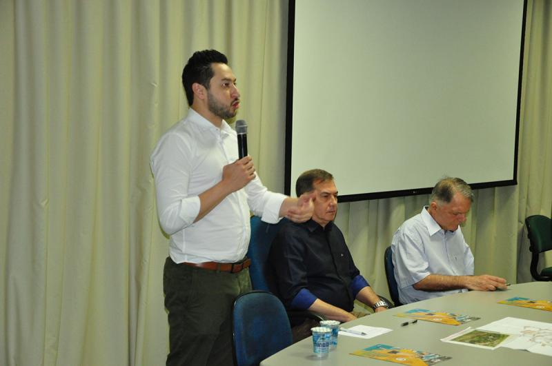 José Reis - Marco Vinholi: “Mais rapidez e eficiências às prefeituras”