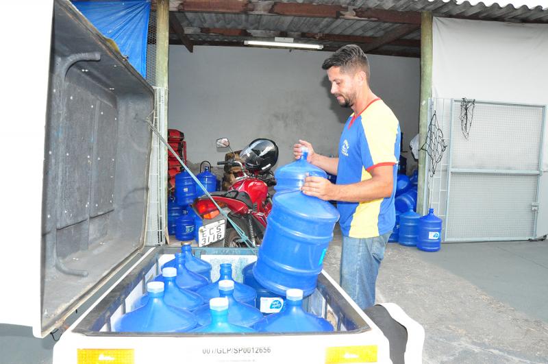 José Reis - Estabelecimento registrou pelo menos 30% de alta na venda de galões de água