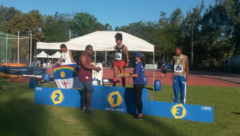 Cedida/Cremilson Julião Rodrigues - Allana subiu no lugar mais alto do pódio ao se tornar campeã brasileira do salto em altura