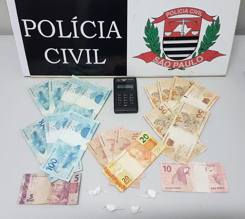 Polícia Civil - Material foi apreendido em flagrante