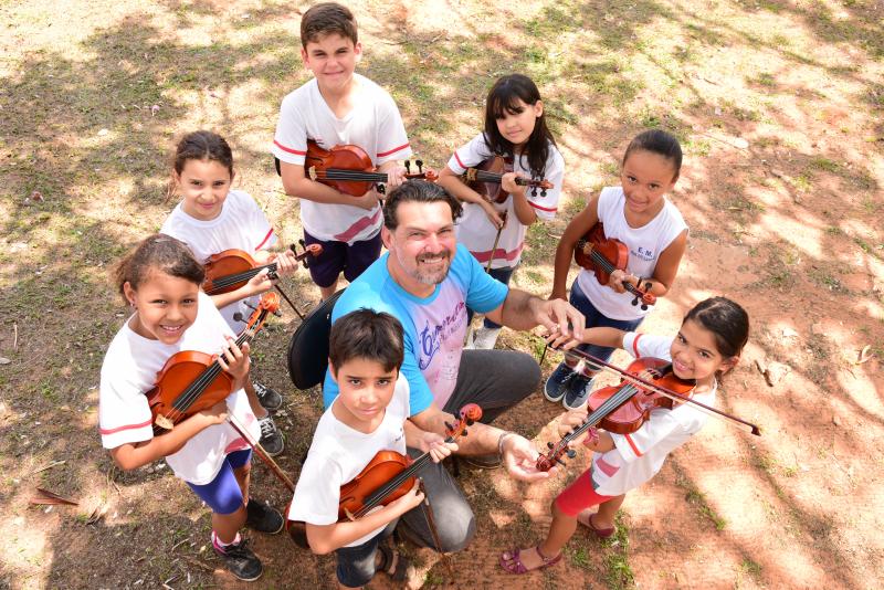 Paulo Miguel: Professor já ensinou mais de 3 mil alunos nos 25 anos de carreira