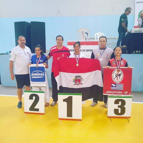 Cedida / Xandão -  Lara Flávia, -50kg, subiu ao lugar mais alto do pódio