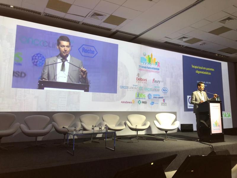 PROGRAMAÇÃO CIENTÍFICA O médico Giuliano Tosello, de Presidente Prudente, na Jornada Paulista de Mastologia