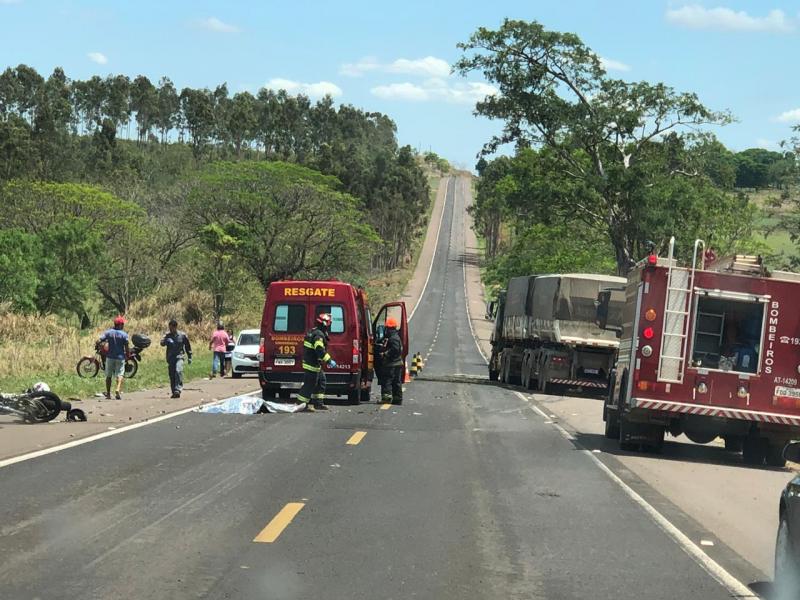 Reprodução/WhatsApp - Acidente ocorreu no km 47 da Rodovia Olímpio Ferreira da Silva (SP-272)