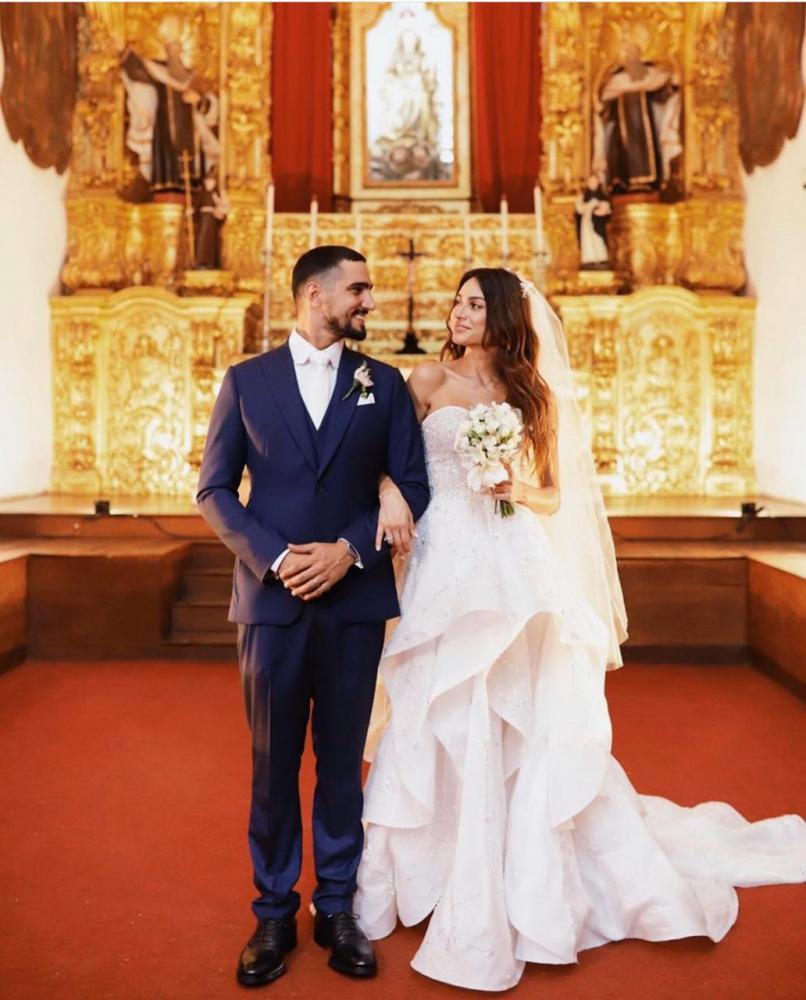 ALTAR Thaila Ayala e Renato Góes na Igreja do Carmo, em Olinda, Pernambuco