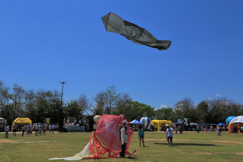  Jean Ramalho - Festival de Pipas é promovido há 34 anos e deixou o céu mais o bonito na manhã de domingo
