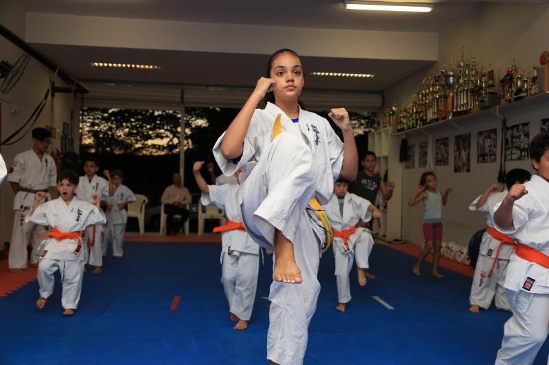  Jean Ramalho - Não existe preconceito no tatame: meninos e meninas encantam no caratê; competição em Prudente inicia a partir das 9h