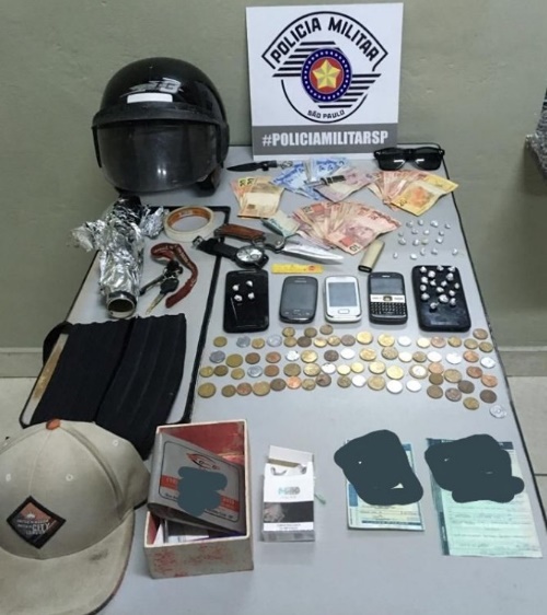 Polícia Militar – Parte da droga foi localizada com o apoio do Canil da PM