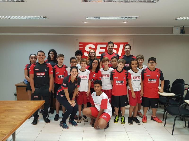 Cedida / Mayara Bacarin - Equipe de treinamento do Sesi-SP, que participa de diferentes competições pelo país; oito competem neste fim de semana