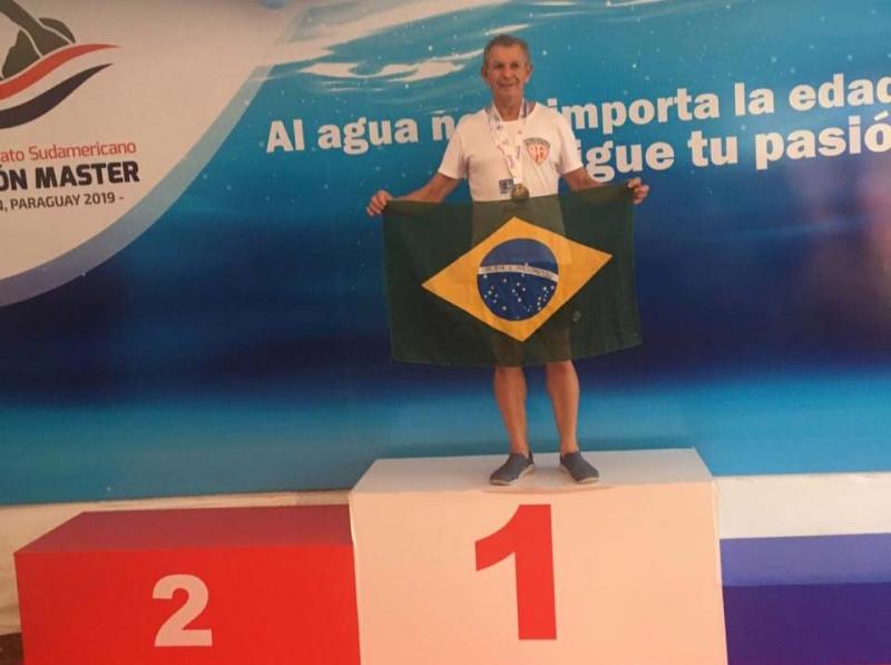 Cedida - Fran competiu na categoria 65+ e ficou em 1º lugar ontem nos 100 m borboletas