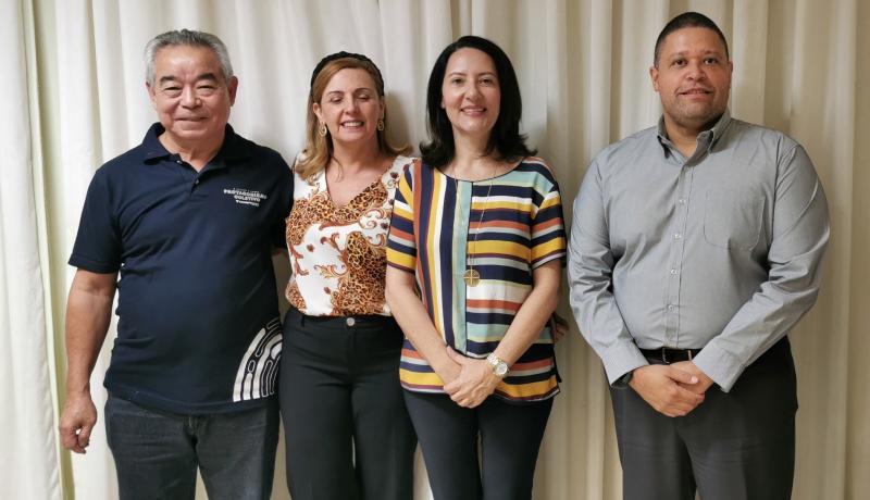 Edson Sugawara, presidente do Conselho de Administração do Sicoob Paulista, Gislaine, presidente da Sicoob Crediarc, Maria Antonia de Oliveira Bueno, diretora operacional da Sicoob Crediarc e Marcos Silva, diretor geral da Sicoob Paulista