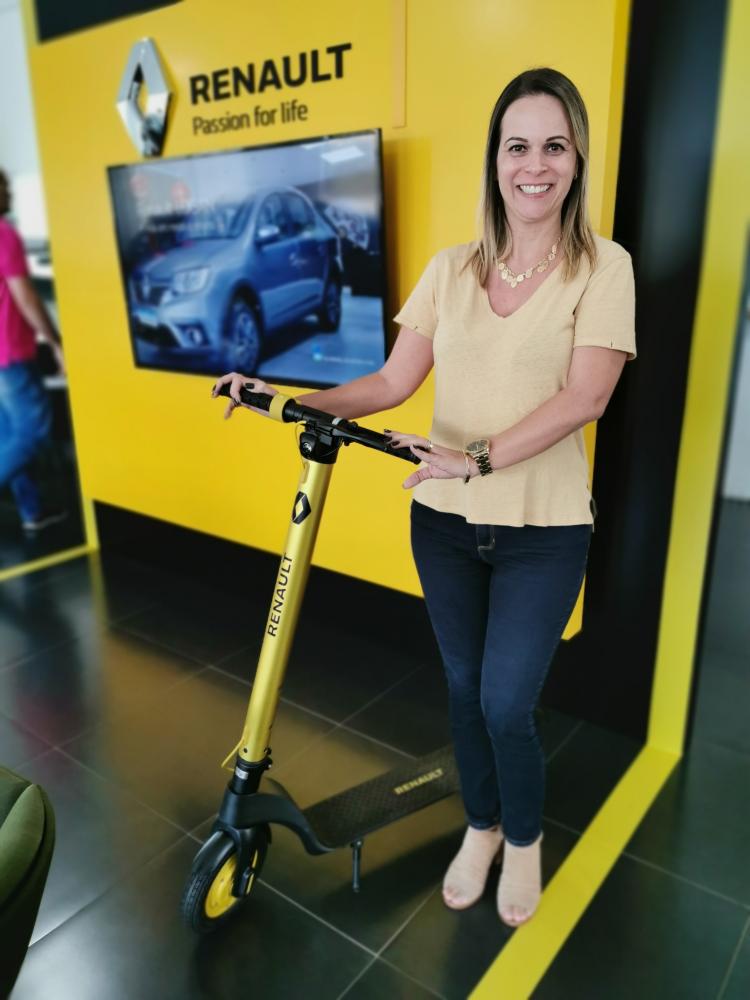 Marcia Giarrante Ranhi, gerente da concessionária Renault V. Muchiutt: sorteio de patinete elétrico