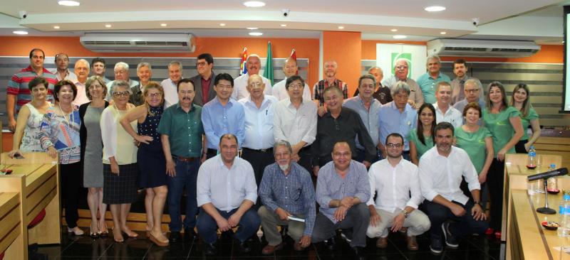 Diretores e conselheiros da Associação Comercial e Empresarial de Presidente Prudente (Acipp), na última assembleia de 2019