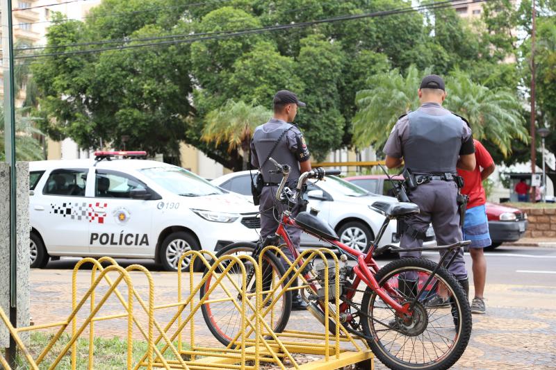 Jean Ramalho - PM intensifica segurança na área comercial do centro e adjacências