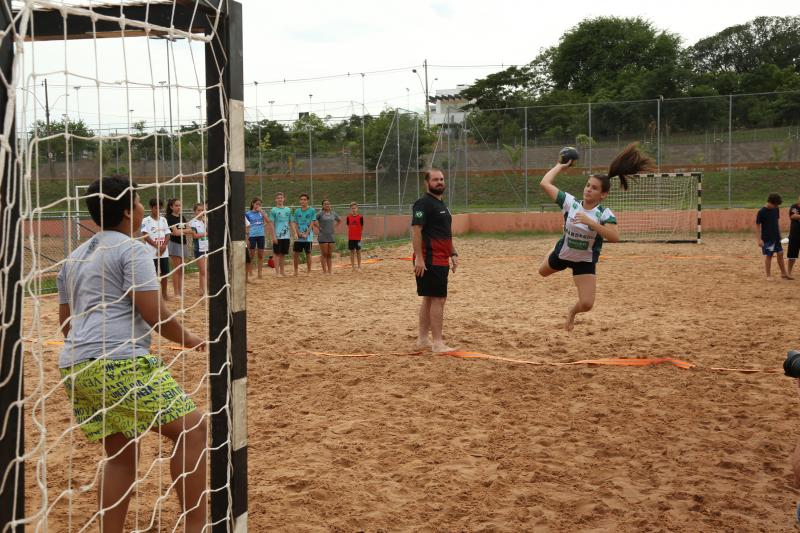 Isadora Crivelli - Equipe fez último treinamento antes das férias, ontem pela manhã no Balneário da Amizade