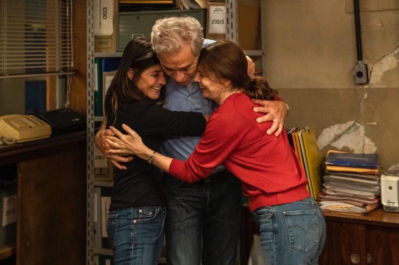 Fabio Rocha/TV Globo - Joana Jabace e os atores Paulo Gorgulho e Debora Bloch, no 1º dia de gravação de "Segunda Chamada"