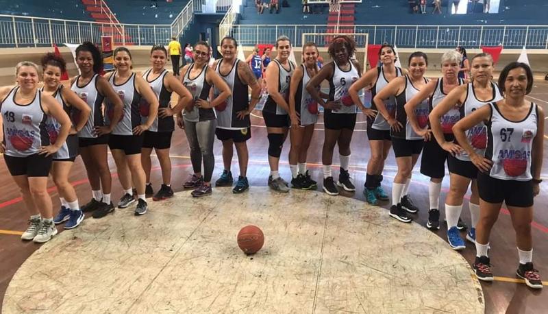 Arquivo/IBMS - Há cinco anos, as amigas do basquete criaram o instituto para praticar o que amam