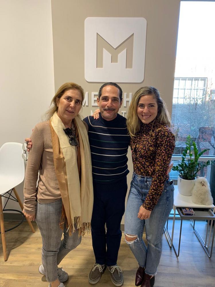 Mara e Willy Macedo visitam a filha Maria Occarina, na sede da startup de tecnologia americana Memphis Meats, em San Francisco