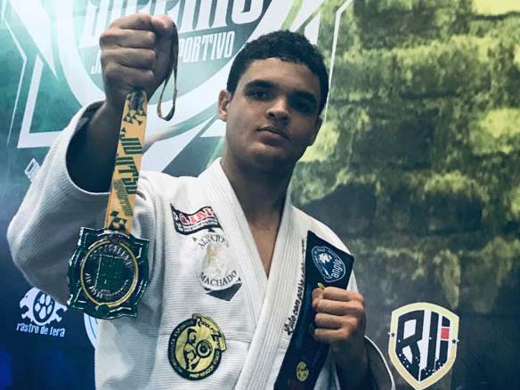 Foto: Cedida - Lucas Porto coleciona medalhas de pódios de vários campeonatos