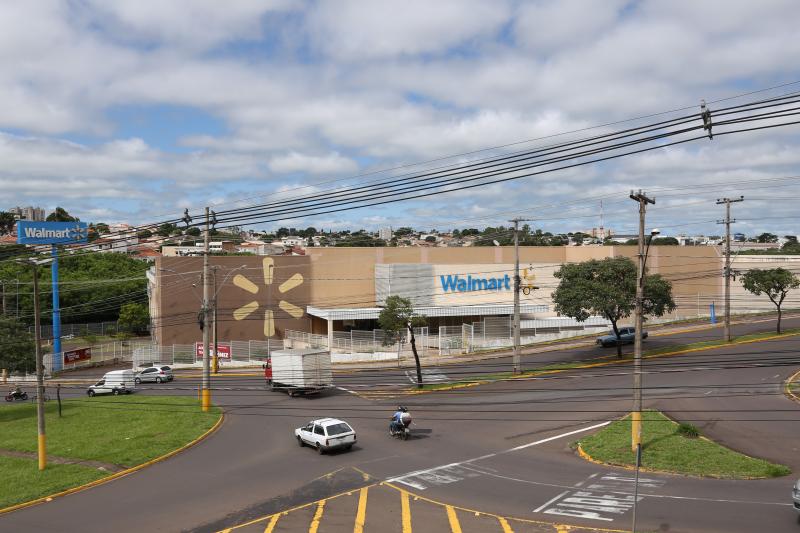 Isadora Crivelli - Walmart encerra atividades em 13 de março e entra em reformas em seguida