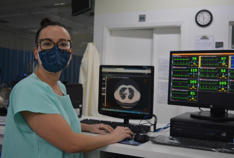 Fabiana Guedes Akaki, médica intensivista da Santa Casa de Misericórdia de Presidente Prudente