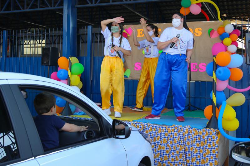 Primeira aula drive-in no Colégio Cristo Rei de Presidente Prudente