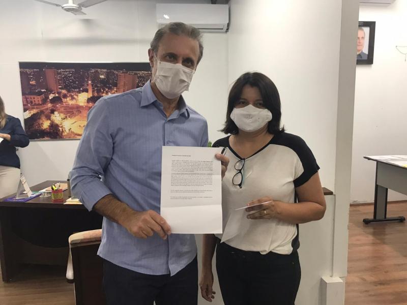Cássia de Paula Bragato e Bugalho
