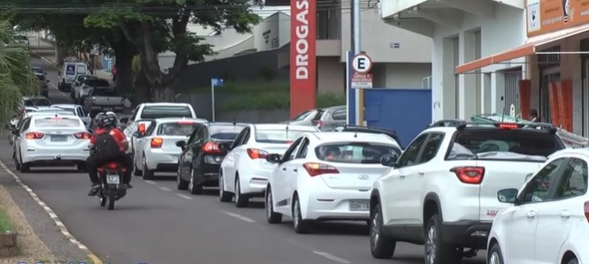 protesto contra alta do icms de veículos em presidente prudente