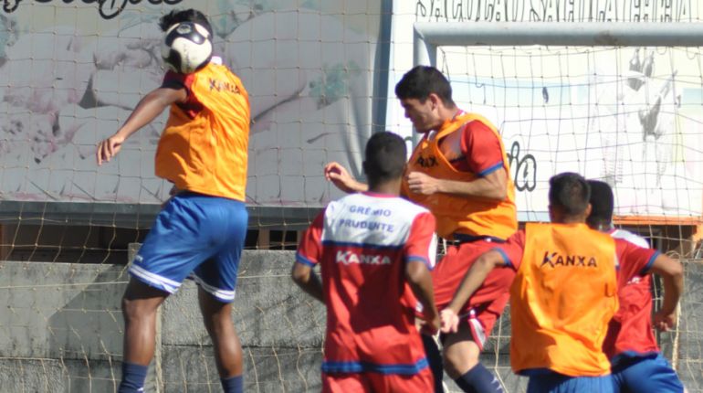 José Reis, Elenco do Grêmio Prudente fez seu último treinamento na manhã de ontem, no Centro de Treinamento do Jardim Everest