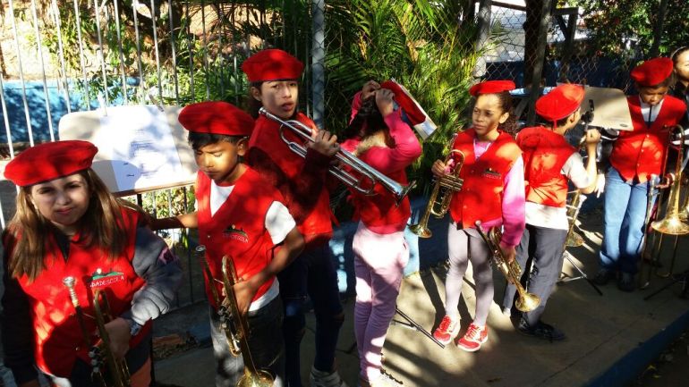 Cedidas / Itamar Xavier de Camargo, Musicalização é uma forma de ler o mundo e os alunos participantes aprendem com esta arte